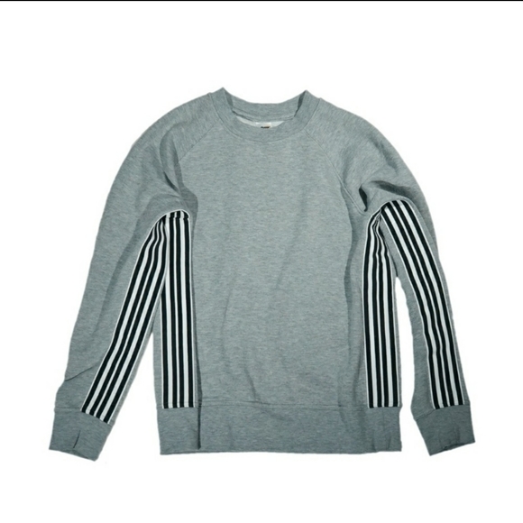 Avia Crewneck Sweatshirt - Picture 3 of 3